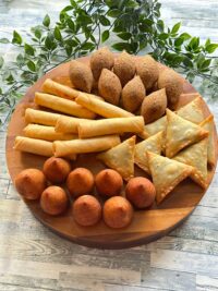 #186 - 32 Mixed Kibbeh & Samosa Platter